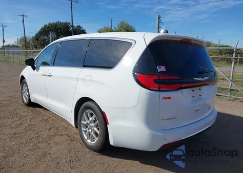 2025 Chrysler Pacifica Select z USA, uszkodzony, nr VIN 2C4RC1BG3SR507661